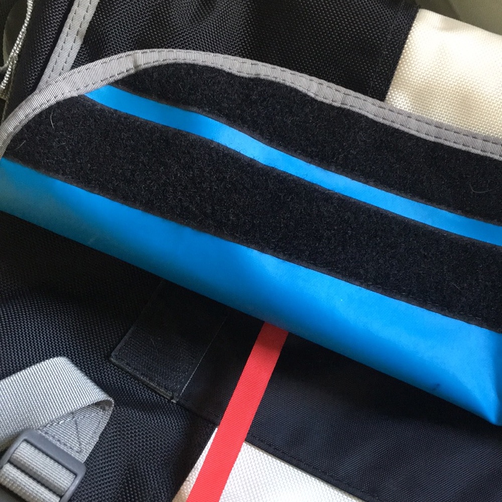 Laptop Messenger Bag - Picture 7 of 7